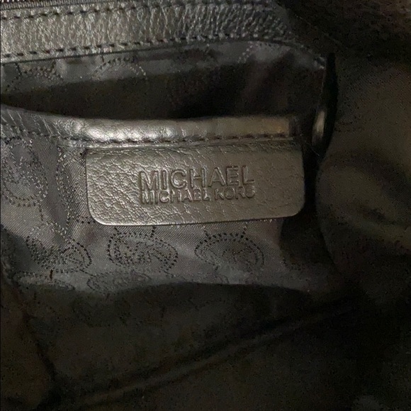 Michael Kors Handbag - Picture 6 of 9